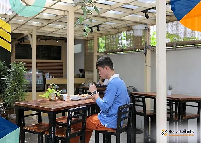 The Flats Amorsolo 马尼拉